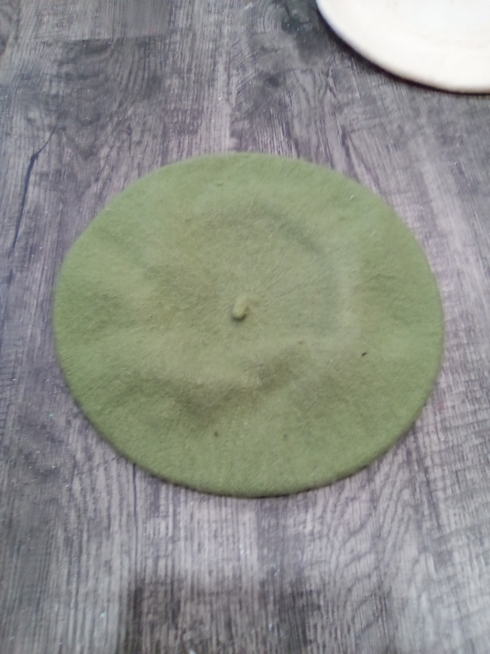 Green Wool Beret - Classic Round Design